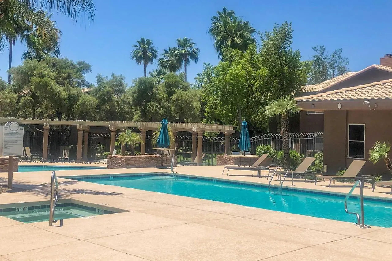 Scottsdale Condo With Pool Walk To Kierland Resort